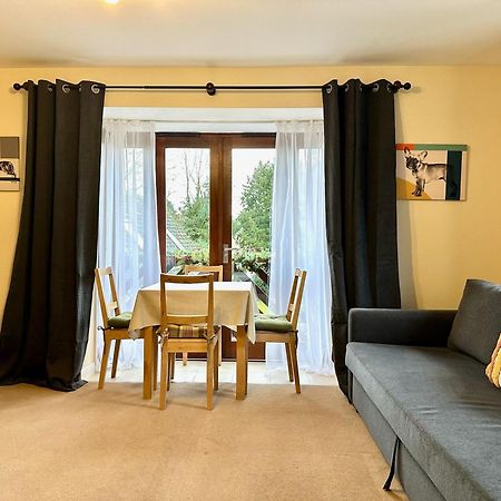 Super Apartment Next To Bicester Village Sleeps 4 ภายนอก รูปภาพ