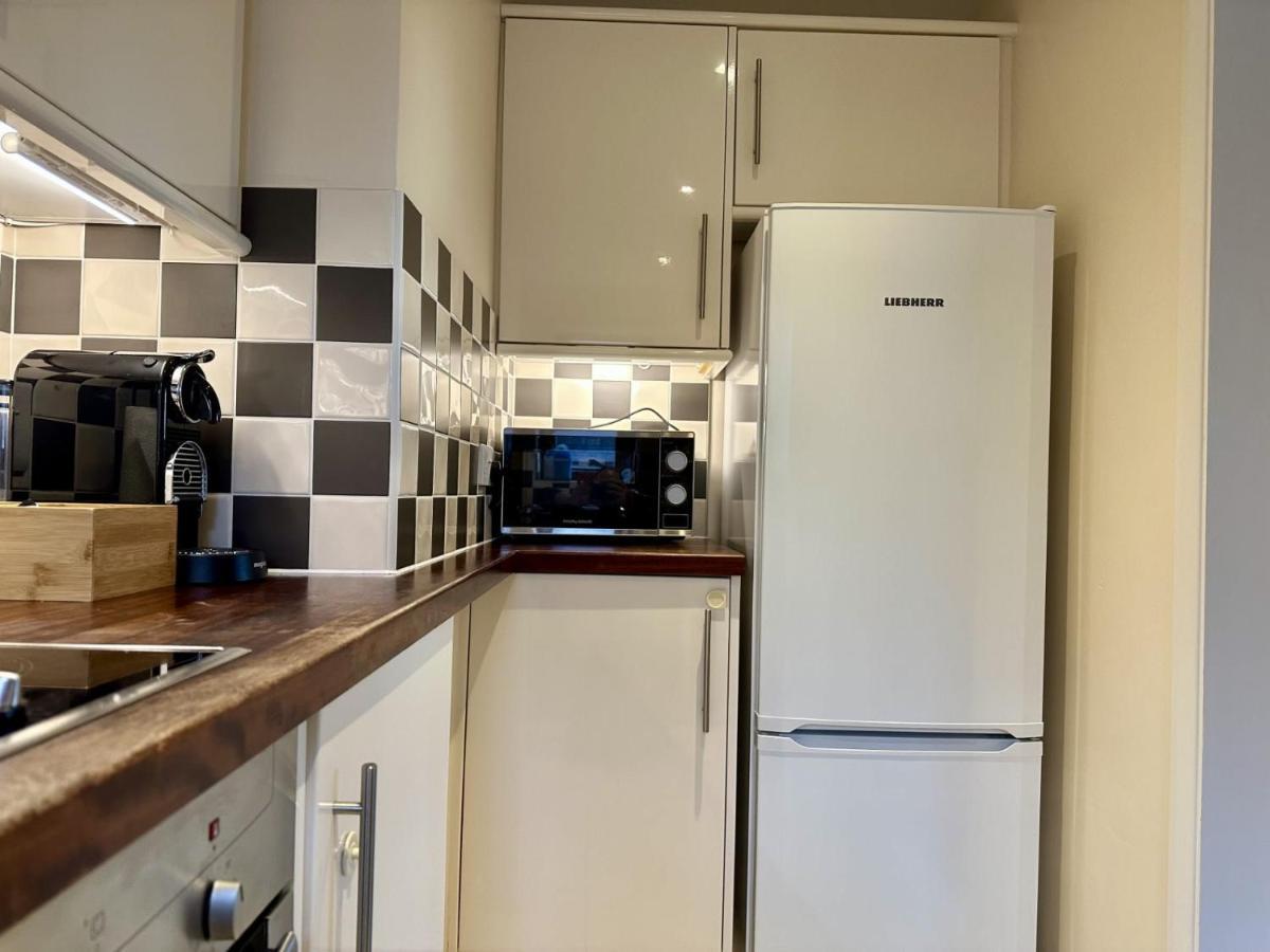 Super Apartment Next To Bicester Village Sleeps 4 ภายนอก รูปภาพ